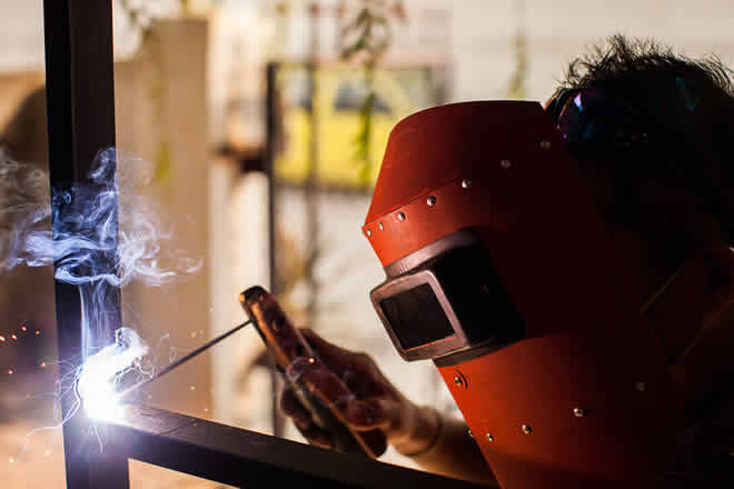 Professional steel welder steel welding in London